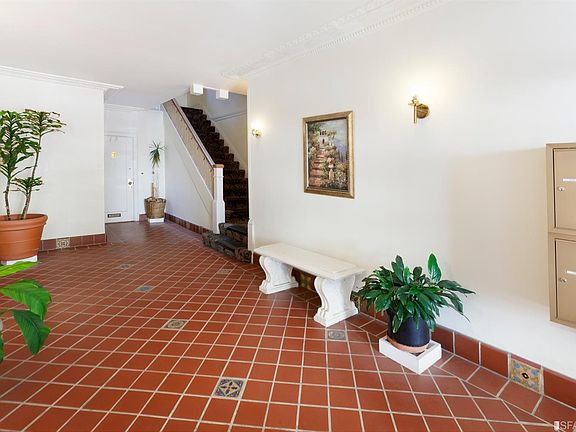 4th image of 1275 Washington St