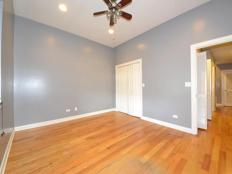 602 W 31st St #2N — Photo 2