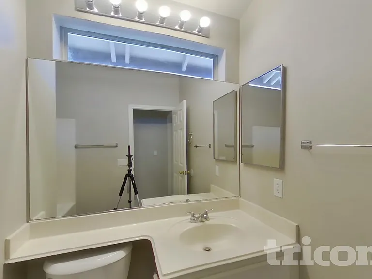 5582 Super Bowl Dr — Photo 14