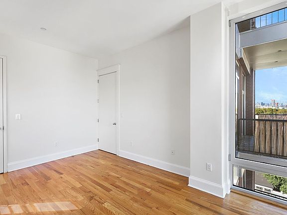 4th image of 480 Humboldt St APT 5B