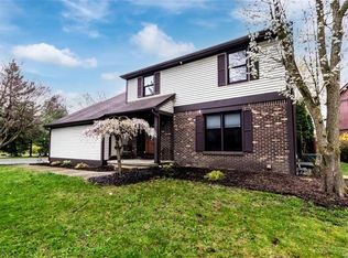 62 Little Robin Rd, Amherst, NY 14228