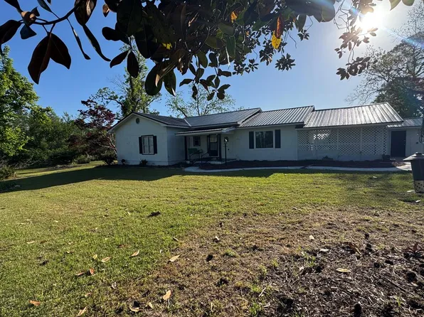 360 Wildwood Rd, West Green, GA 31567