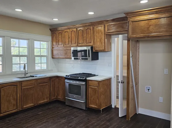 920 1/2 N Arrowhead Ave, San Bernardino, CA 92410