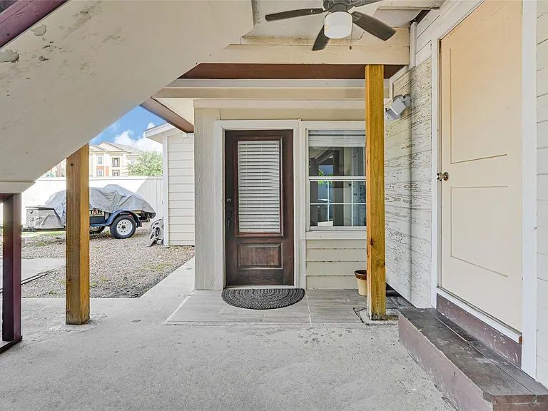 2809 Tooke St #D — Photo 1