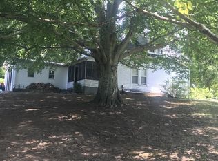 1955 Holders Cove Rd, Winchester, TN 37398