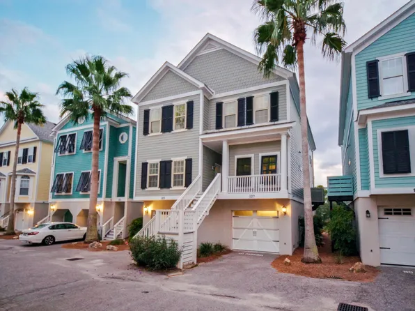 107 2nd St, Folly Beach, SC 29439