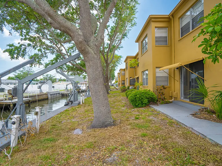 439 S Paula Dr S #101 — Photo 14