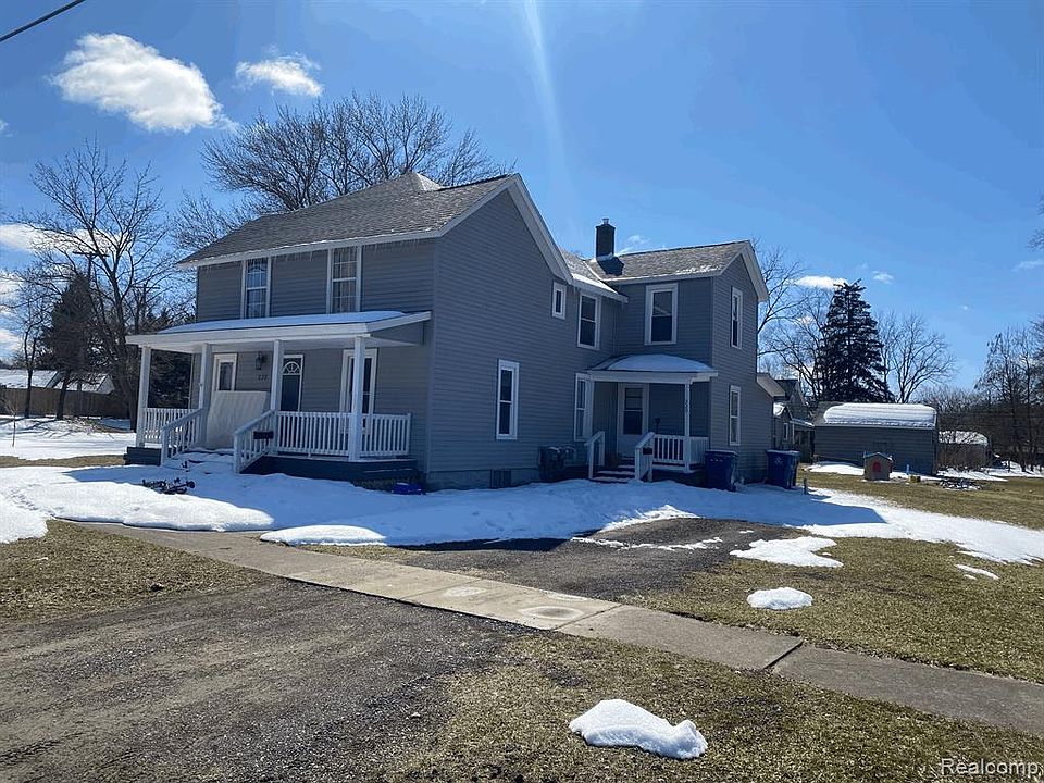 222 Plumb St, Vassar, MI 48768 Zillow