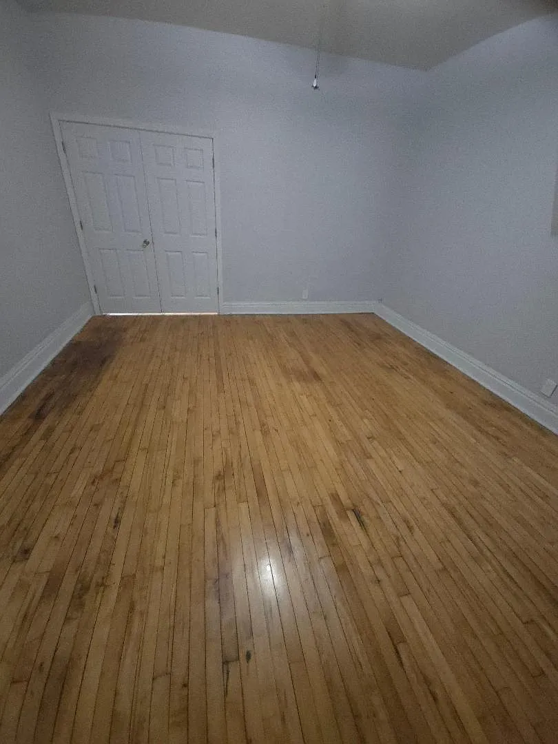 3 bed, 1000 sqft, $1,850 — Photo 4
