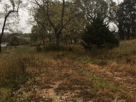 2nd image of 2929 County Road 501