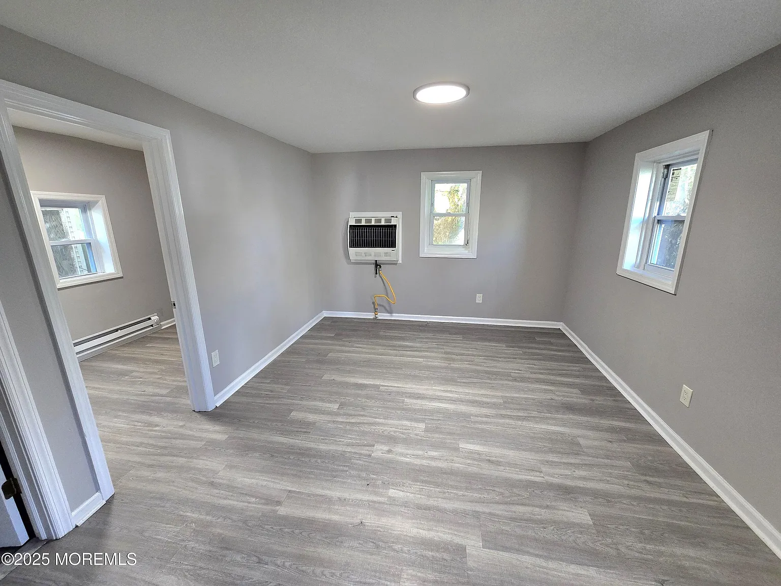 2 bed, $1,895 — Photo 1