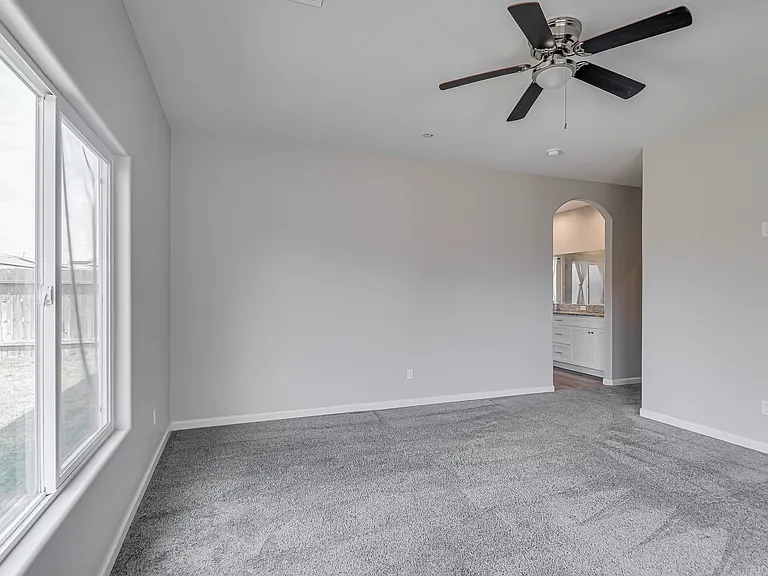 8400 Jean Anne St — Photo 21