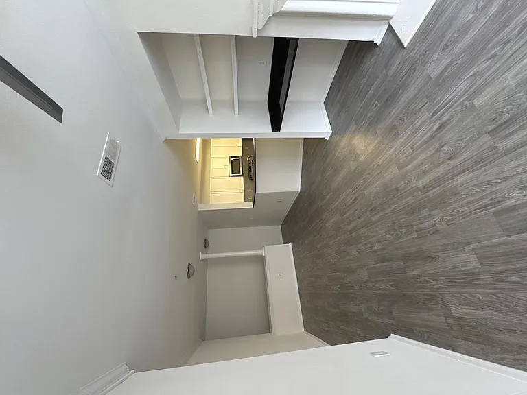 Wesley St. James Apartments at Sandy Springs — Photo 214