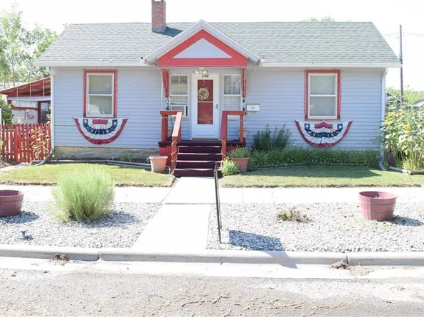 110 E 5th St, Laurel, MT 59044