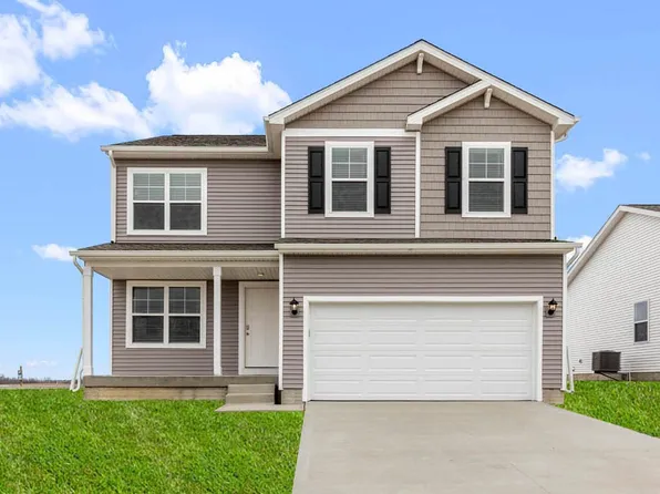 2485 SE Fox Valley Dr, West Des Moines, IA 50265