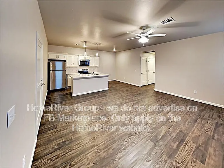 412 Vail Cir — Photo 3