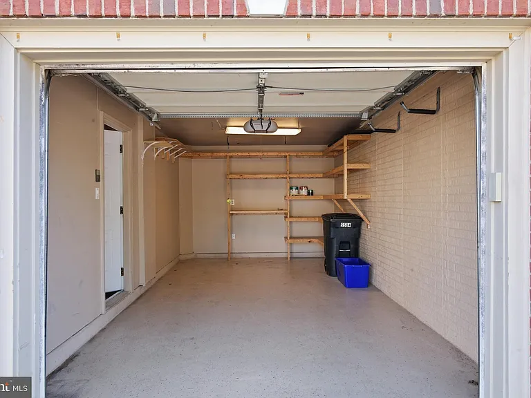 5504 Sacramento Mews Pl — Photo 33