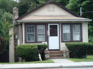 372 Jefferson Ave, New London, CT 06320