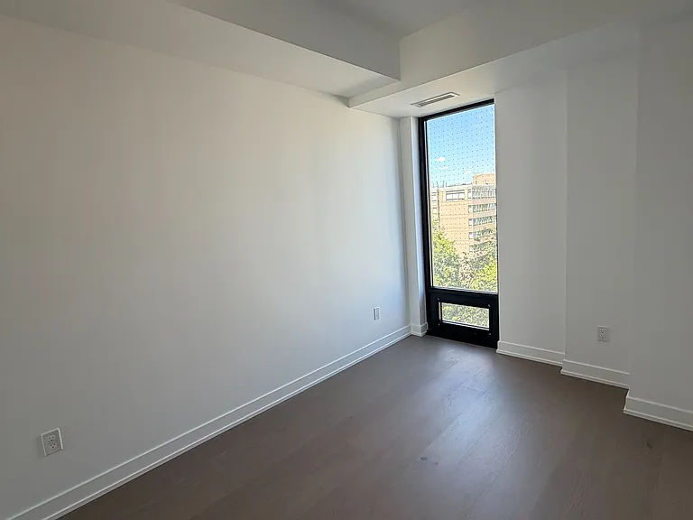 91 Montclair Ave #710 — Photo 12