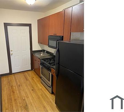 2nd image of 7722 S Marquette Ave #1B