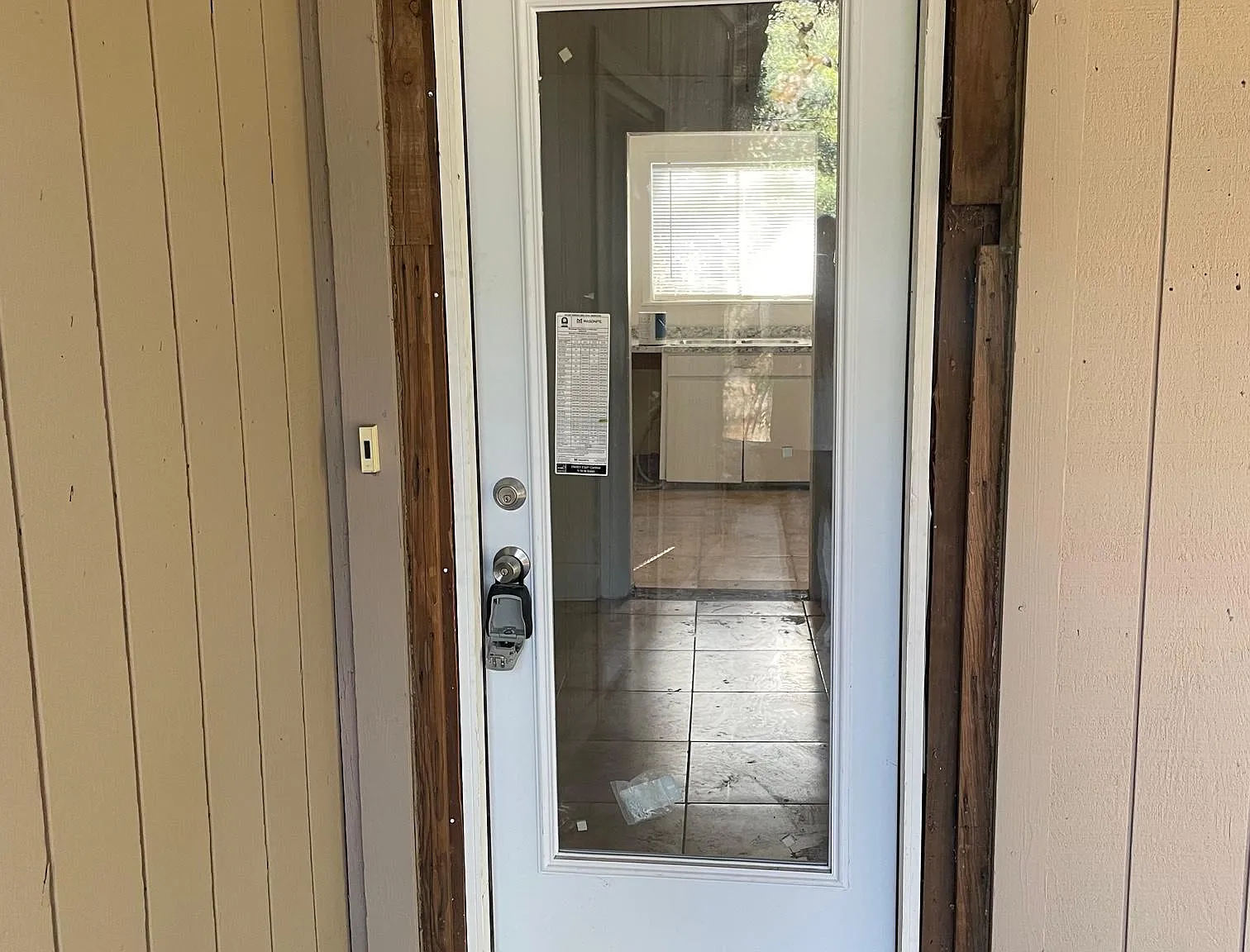 2 bed, 1150 sqft, $1,999 — Photo 2