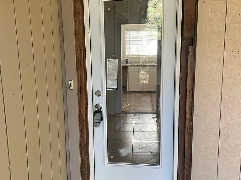 111 Covey Rd — Photo 2