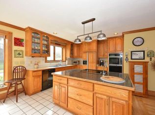 422 E College Ave, Waukesha, WI 53186