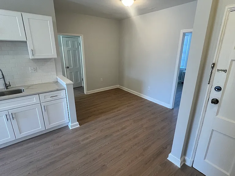 2927 Pennsylvania Ave SE #104 — Photo 2