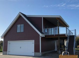 1048 Dealy Ln, Napa, CA 94559