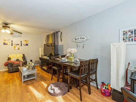 4th image of 115 Clarke Ave
