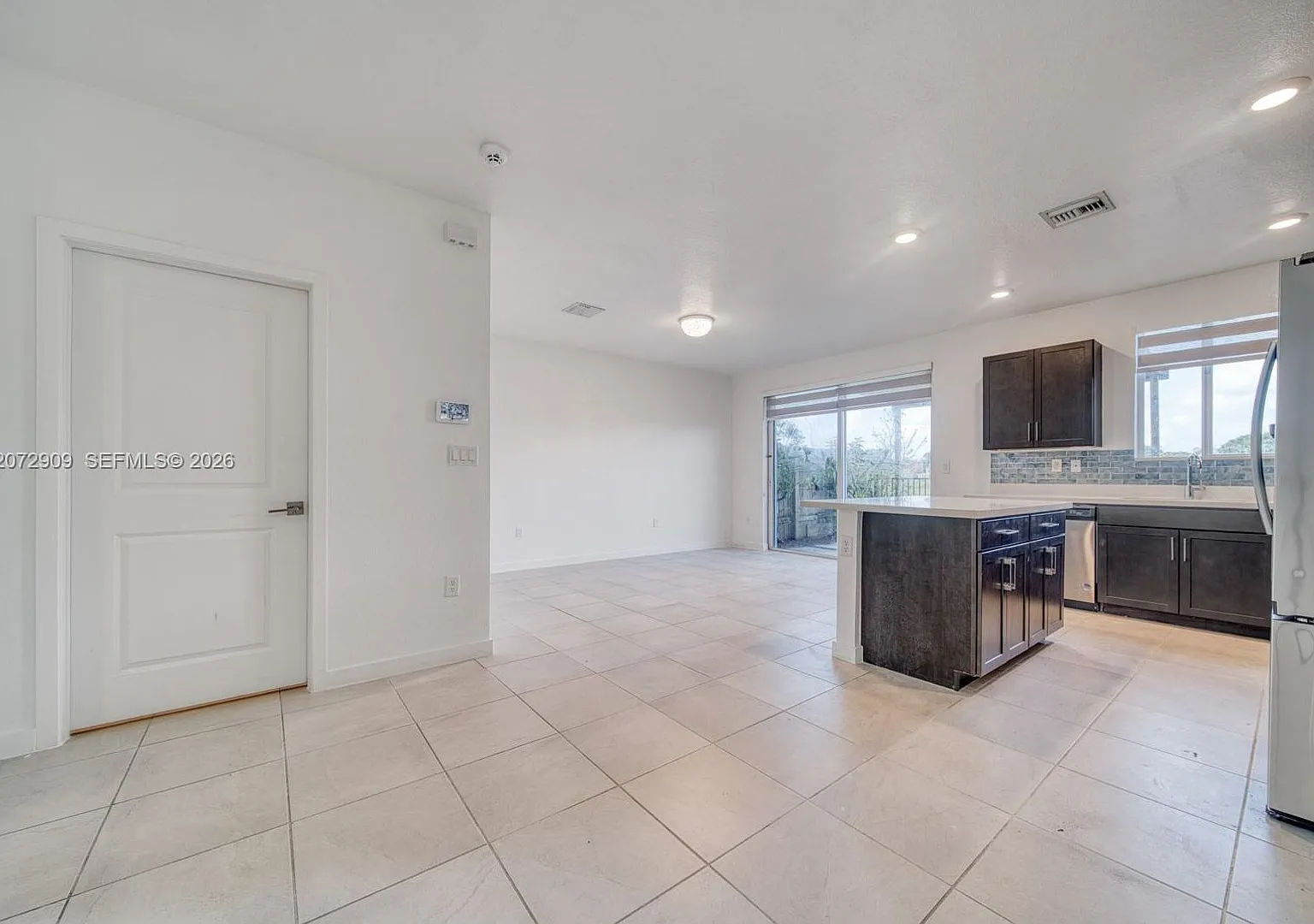 1090 SE 23rd Avenue 1090, Homestead, FL 33035 - 2187 — Photo 4
