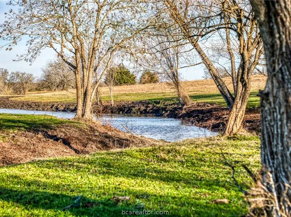 18866 Bosse Rd, Washington, TX 77880