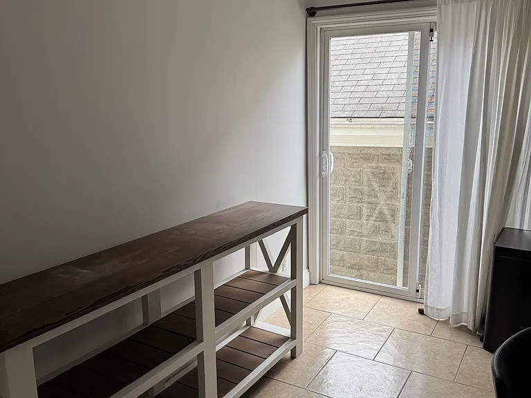 415 Ashley Blvd #1 — Photo 7