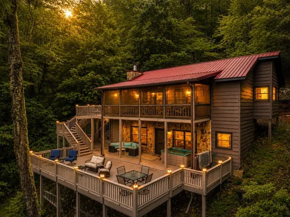 399 Laurel Mountain Rd, Blue Ridge, GA 30513