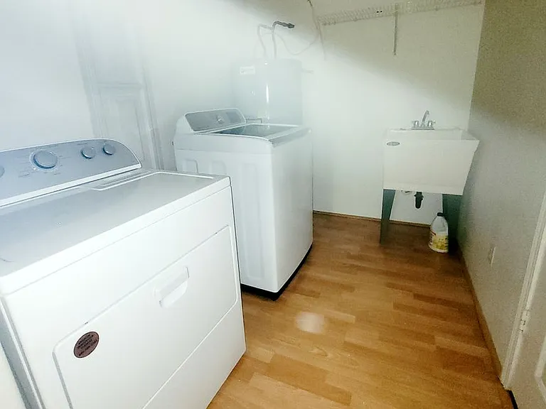 1175 Mokuhano St #G102 — Photo 32