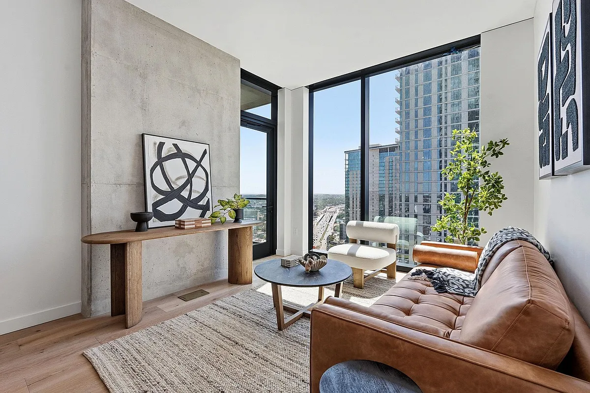 Building Photo - 610 Davis St #3004