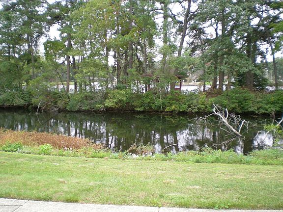 2nd image of 648C Plymouth Dr