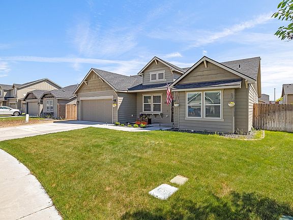 3rd image of 5721 Wallowa Ln