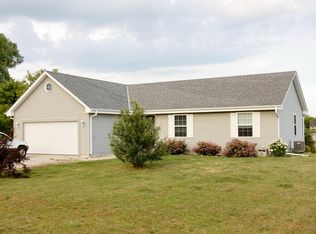 W362S10218 Lewin Ln, Eagle, WI 53119