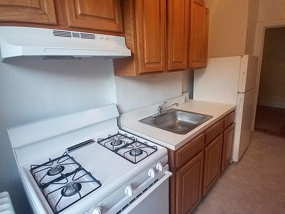 2nd image of 2769 Matthews Ave