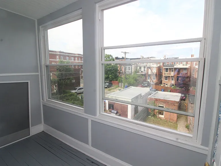 3010 Guilford Ave — Photo 29