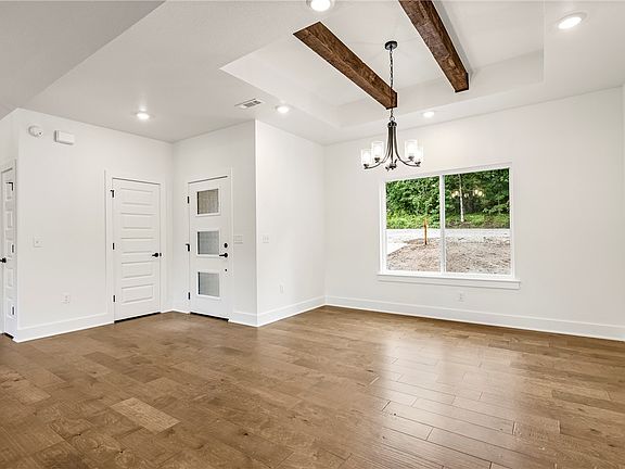 5th image of 3 Hoxby Ln
