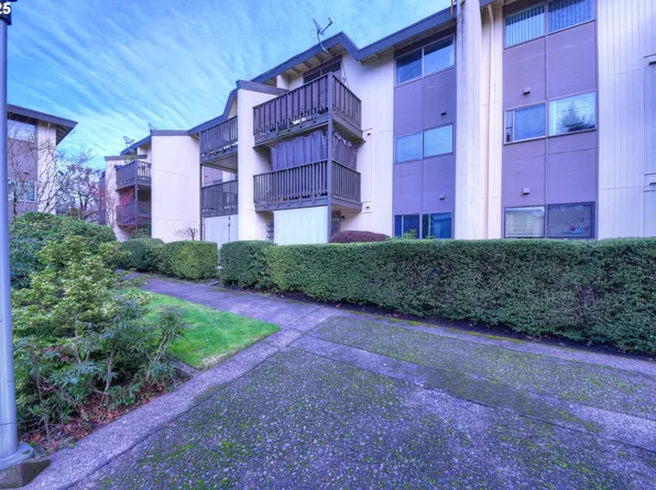 4047 Donald St APT F, Eugene, OR 97405