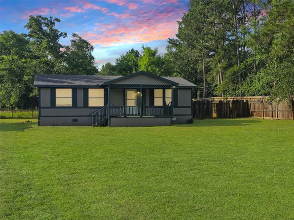 8 Park Ln, Huntsville, TX 77320