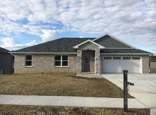 4026 Westminister Dr, Jefferson City, MO 65109