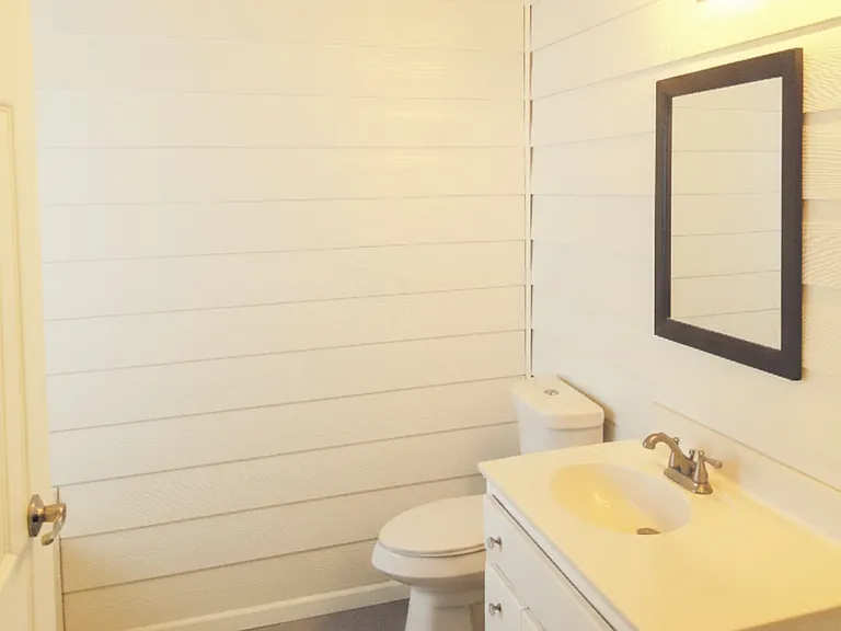 907 Downing Dr — Photo 11