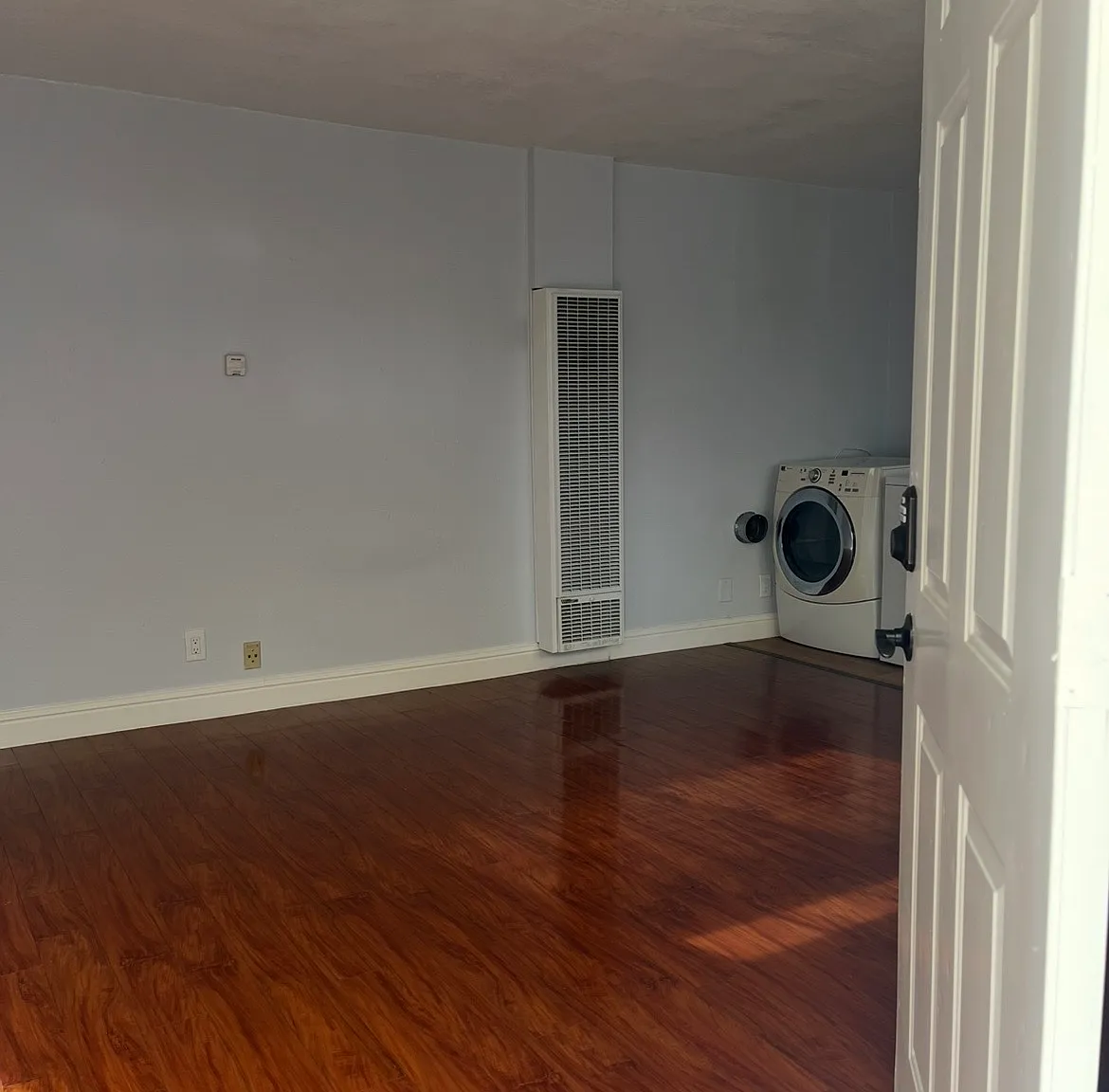 Studio, $1,990 — Photo 2