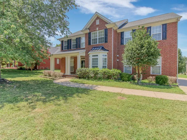1505 Pleasant Hollow Ln, Old Hickory, TN 37138