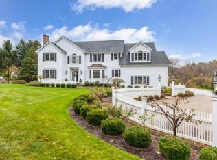 75 Strawberry Hill Rd, Acton, MA 01720