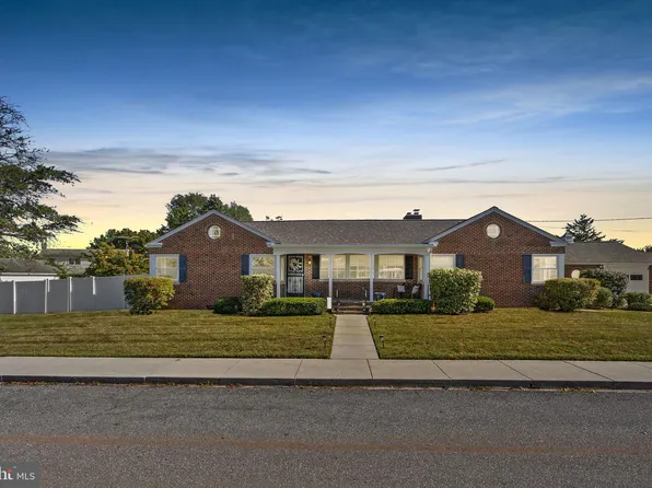 309 Taney Heights Dr, Taneytown, MD 21787